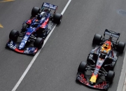 开云官网-关于雷诺车队完胜梅赛德斯，塞恩斯高光表现的信息