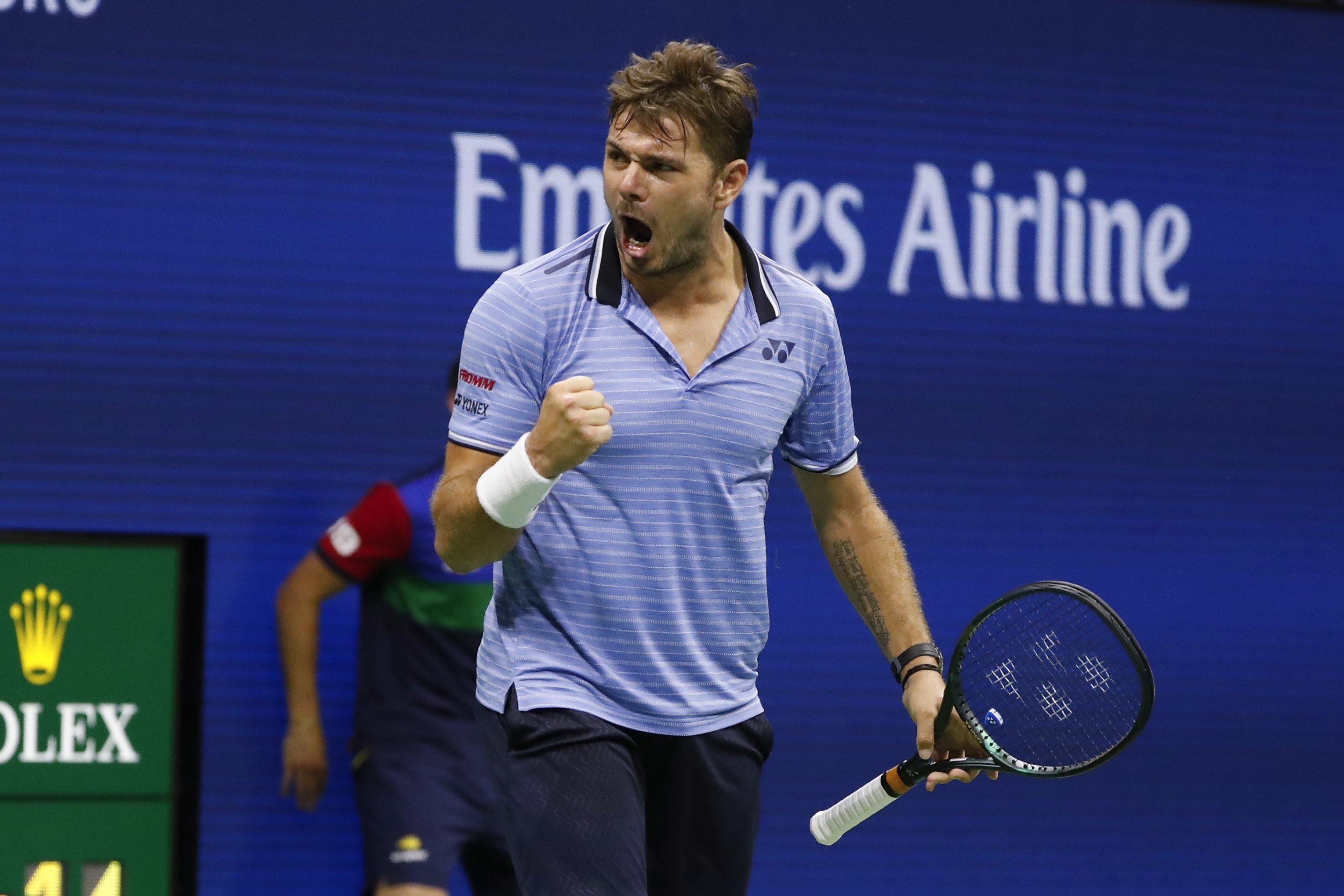 包含法国网球队完胜意大利网球队，瓦林卡制霸全场的词条