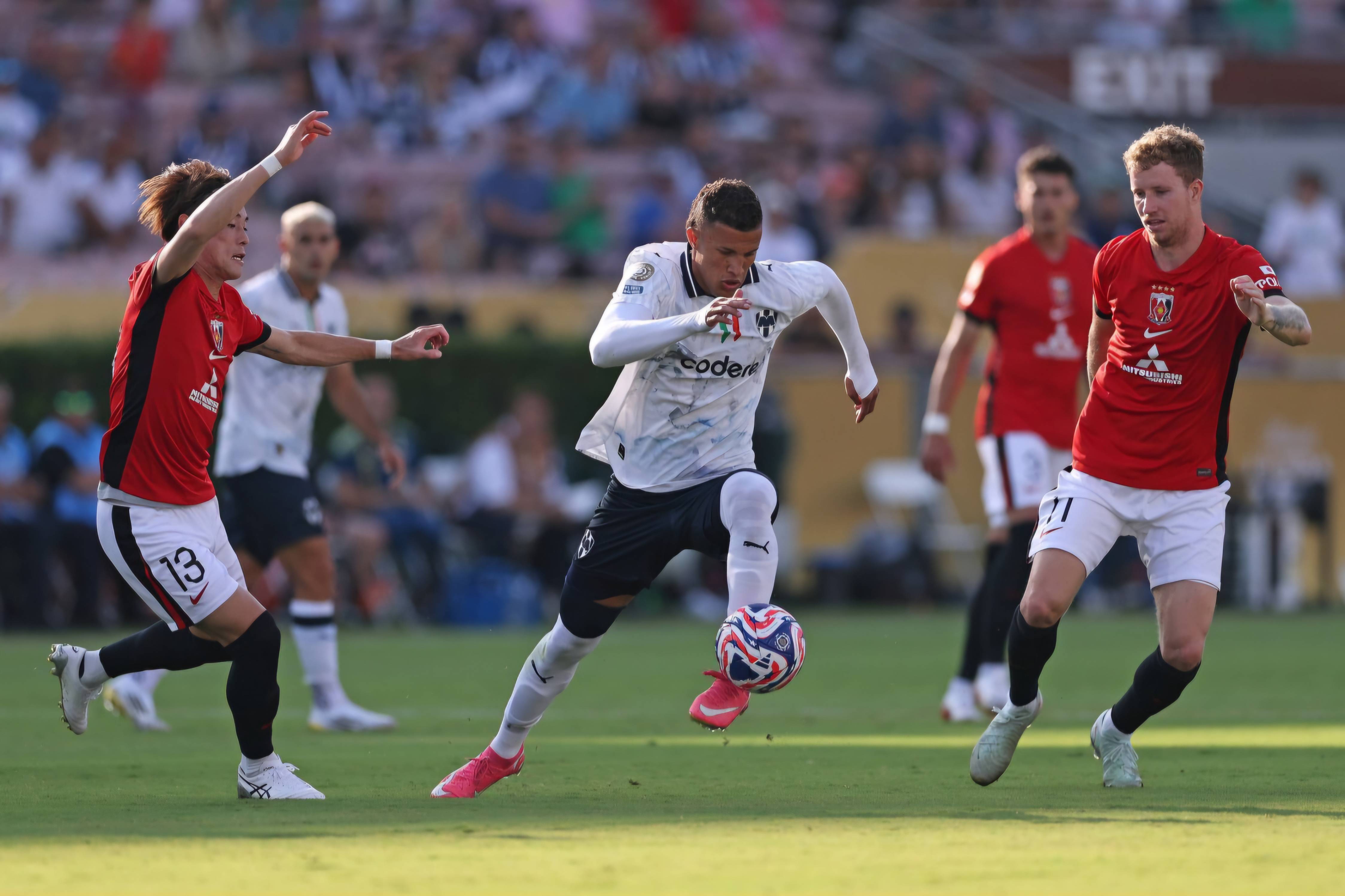 关于阿根廷碾压国际米兰，卡塞米罗爆发神勇的信息