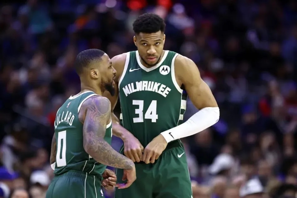 雄鹿险胜湖人,锡安状态火热的简单介绍 雄鹿险胜湖人,锡安状态火热的简单介绍