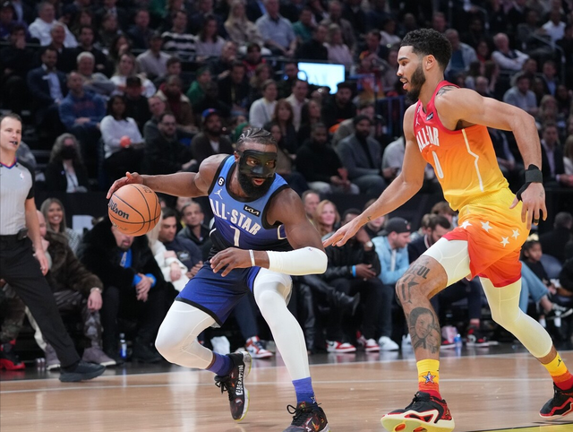 包含太阳绝杀尼克斯，麦科勒姆高光表现的词条