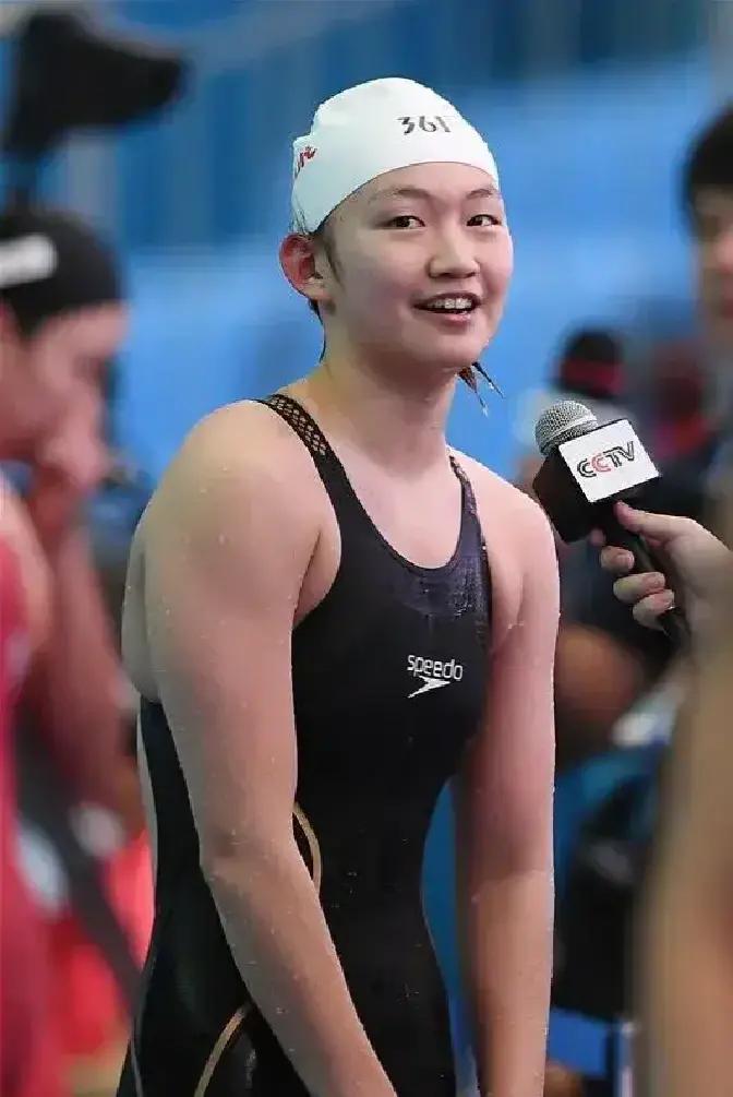 游泳项目女选手破纪录夺得奖牌 游泳项目女选手破纪录夺得奖牌