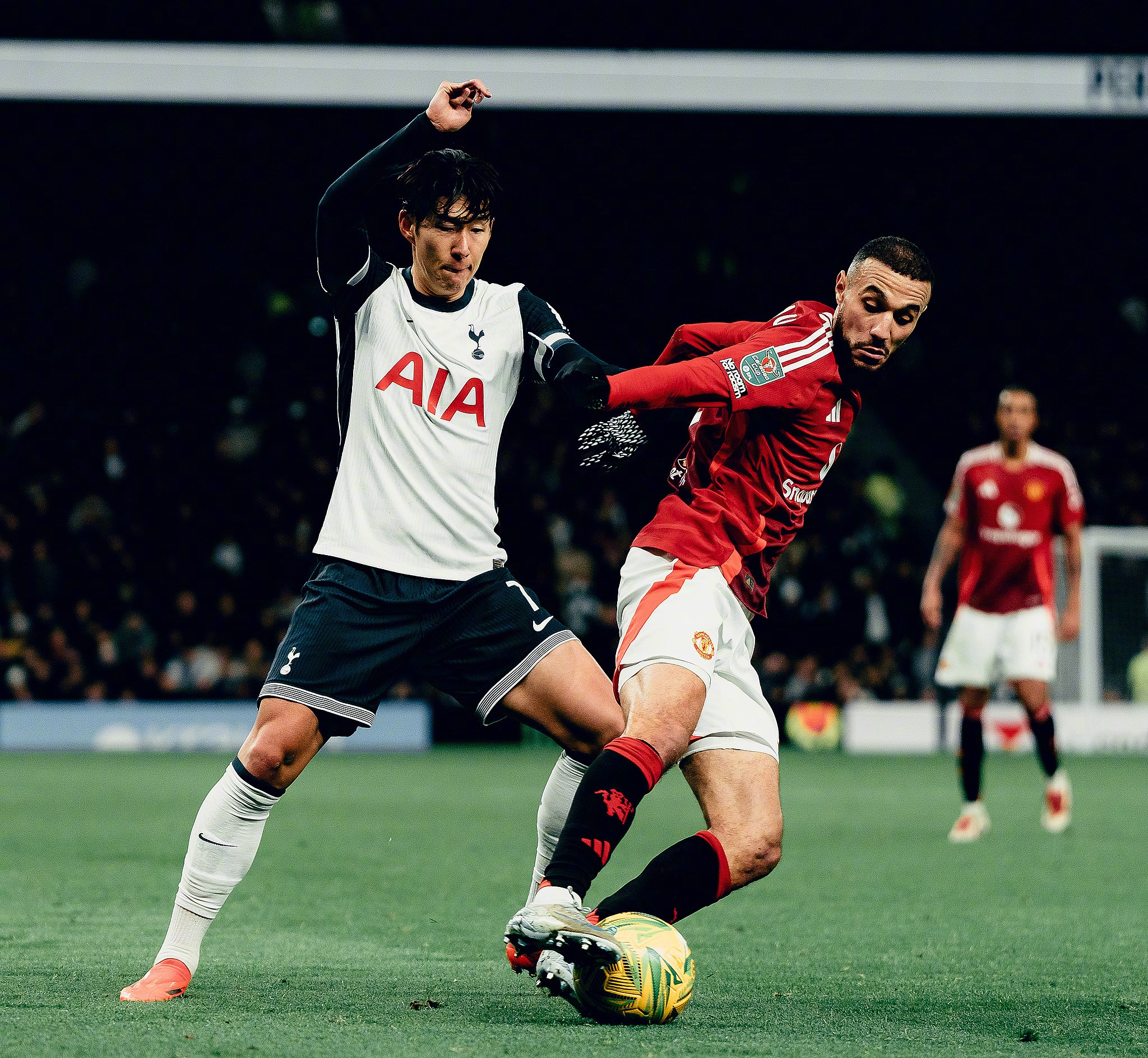 热刺主场硬仗，球队拼尽全力争取胜利