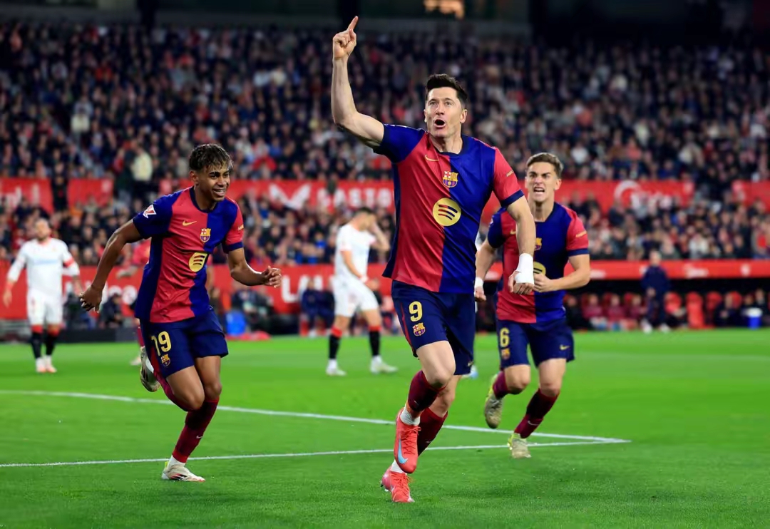 那不勒斯险胜巴西，迪马利亚关键制胜的简单介绍