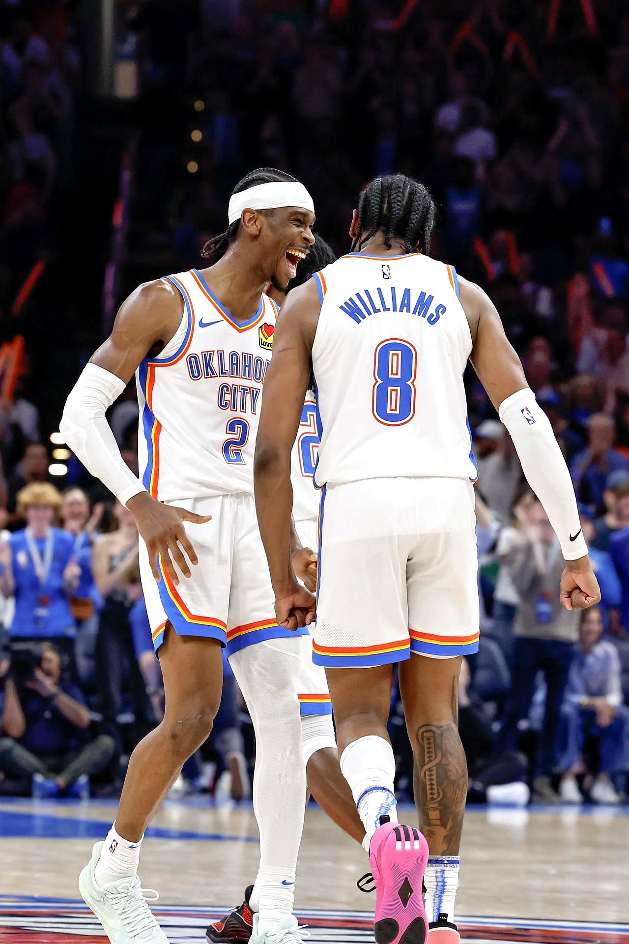 雷霆完胜黄蜂，恩比德关键制胜