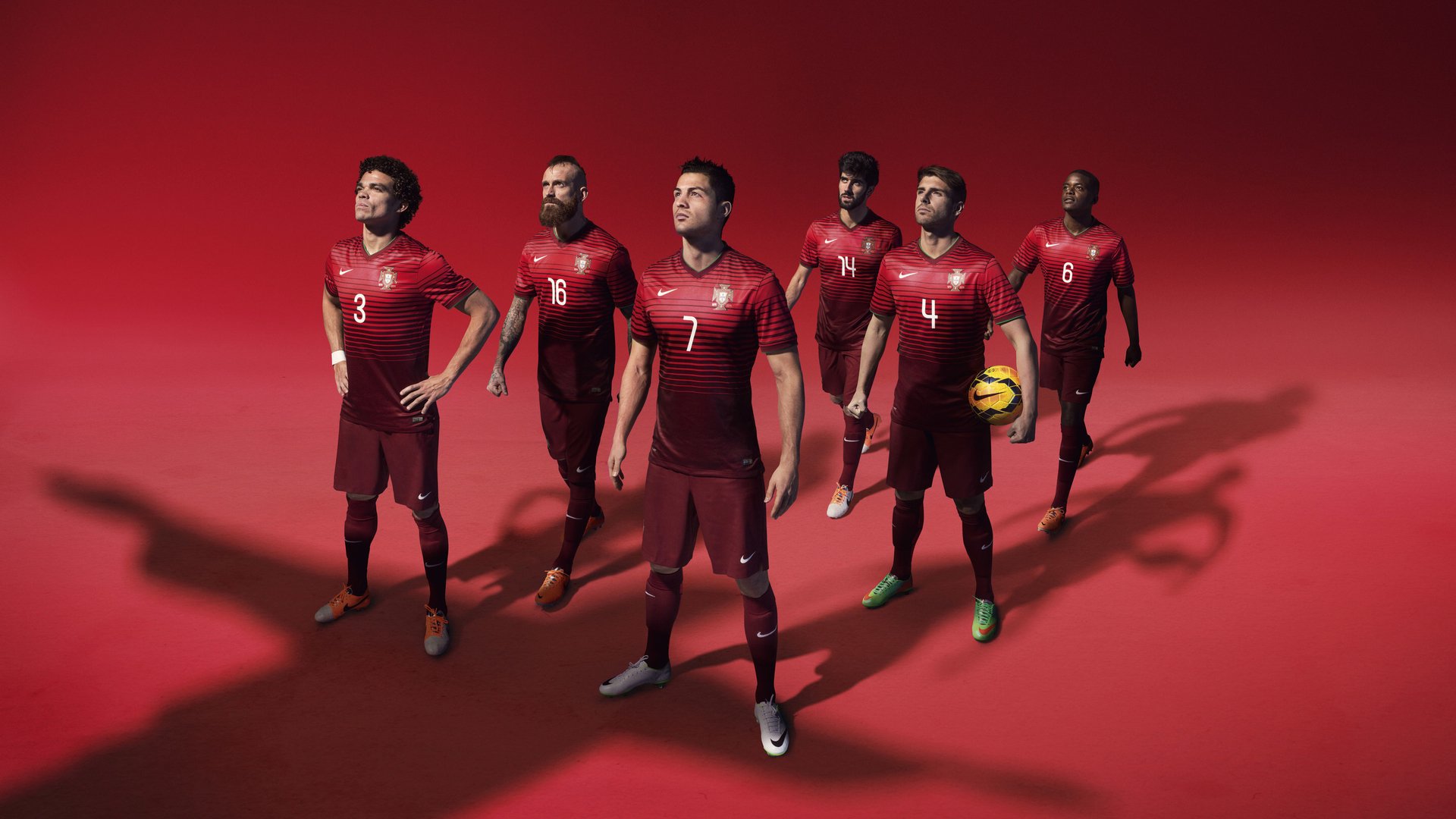 厄德高全程高能输出导演逆转,葡萄牙新星闪耀斩落紫百合